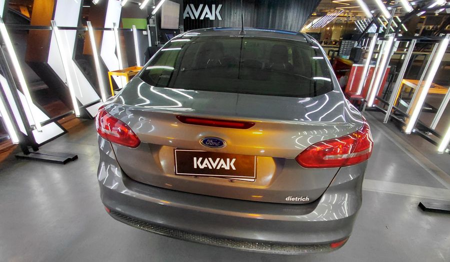 Ford Focus Iii 1.6 S Sedan 2016