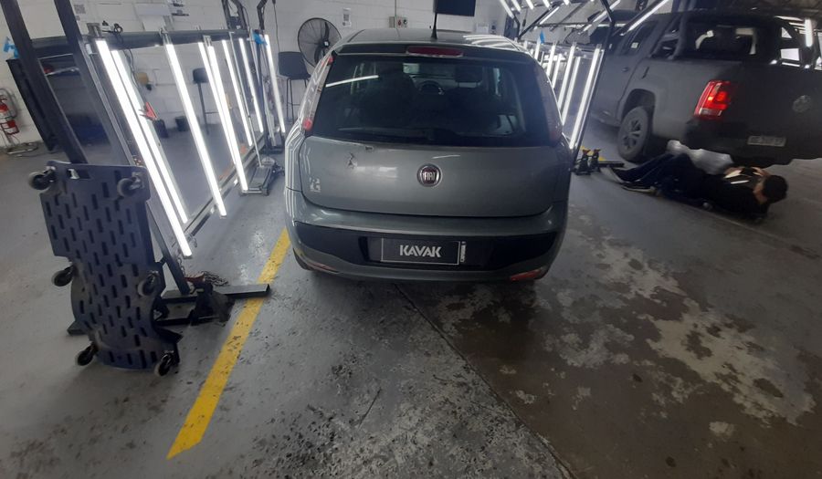 Fiat Punto 1.4 ATTRACTIVE 5P Hatchback 2016