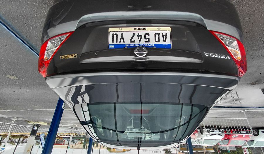 Nissan Versa 1.6 EXCLUSIVE AUTO Sedan 2019