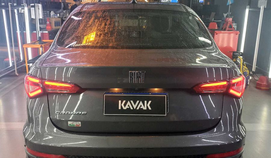 Fiat Cronos 1.8 PRECISION Sedan 2022