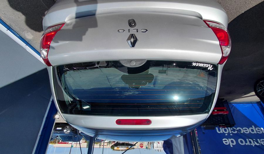 Renault Clio 1.1 CONFORT Hatchback 2014