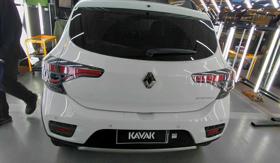 Renault Sandero Stepway 1.6 INTENS Hatchback 2022