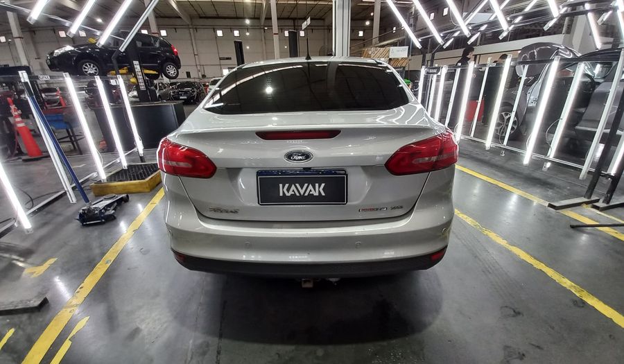 Ford Focus Iii 2.0 SE PLUS AT Sedan 2017