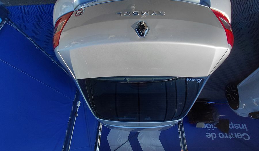Renault Symbol 1.6 AUTHENTIQUE PACK II Sedan 2012