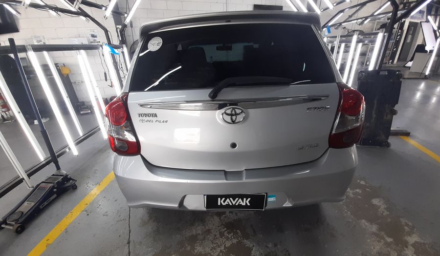 Toyota Etios 1.5 XLS AT Hatchback 2018