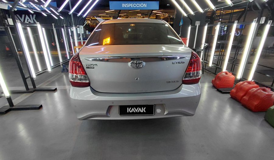Toyota Etios 1.5 XLS PACK Sedan 2022