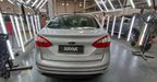 Ford Fiesta Kinetic Design 1.6 SE PLUS Sedan 2015