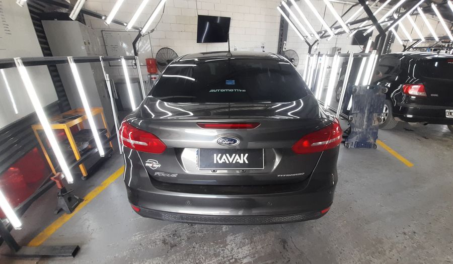 Ford Focus Iii 2.0 TITANIUM AT Sedan 2018