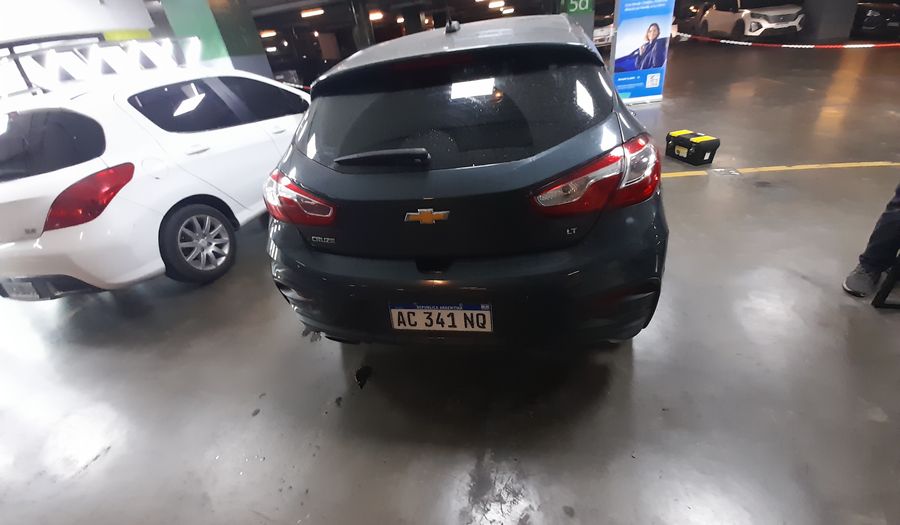 Chevrolet Cruze Ii 1.4 LT Hatchback 2018