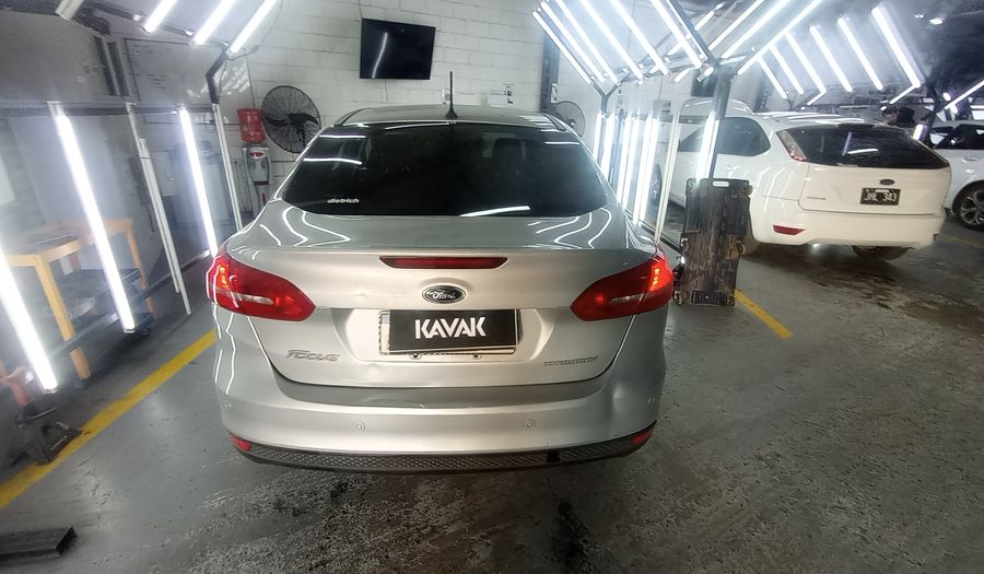 Ford Focus Iii 2.0 TITANIUM AT Sedan 2017