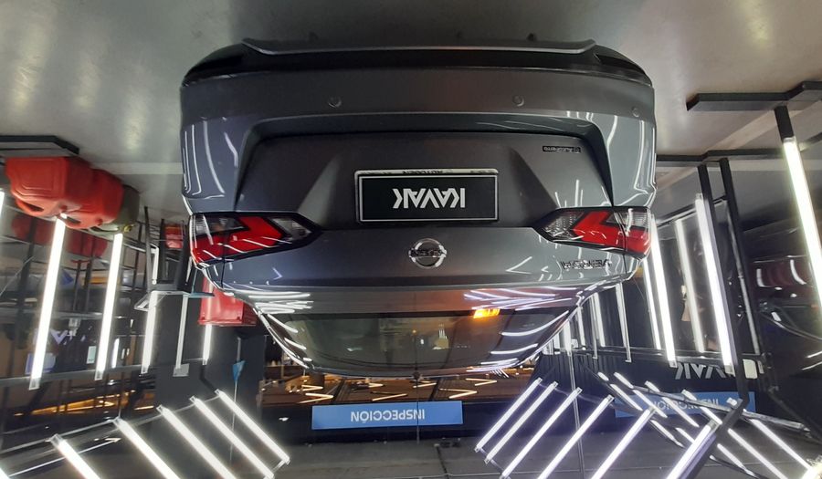 Nissan Versa 1.6 SENSE Sedan 2021