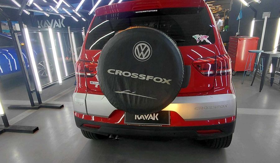 Volkswagen Crossfox 1.6 16V CROSSFOX HIGHLINE Hatchback 2016