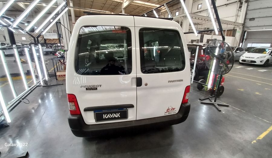 Peugeot Partner 1.6 HDI 92 FURGON CONFORT Van 2018