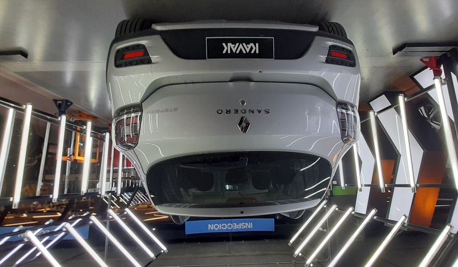Renault Sandero Stepway 1.6 STEPWAY DYNAMIQUE Hatchback 2015