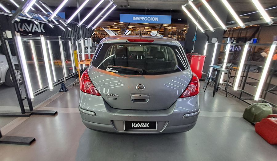 Nissan Tiida 1.8 TEKNA Hatchback 2012
