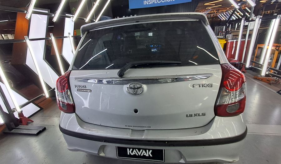 Toyota Etios 1.5 XLS Hatchback 2021
