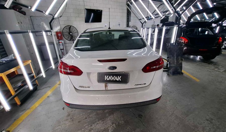 Ford Focus Iii 1.6 S Sedan 2016