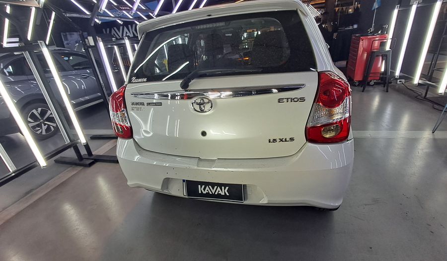 Toyota Etios 1.5 XLS AT Hatchback 2018