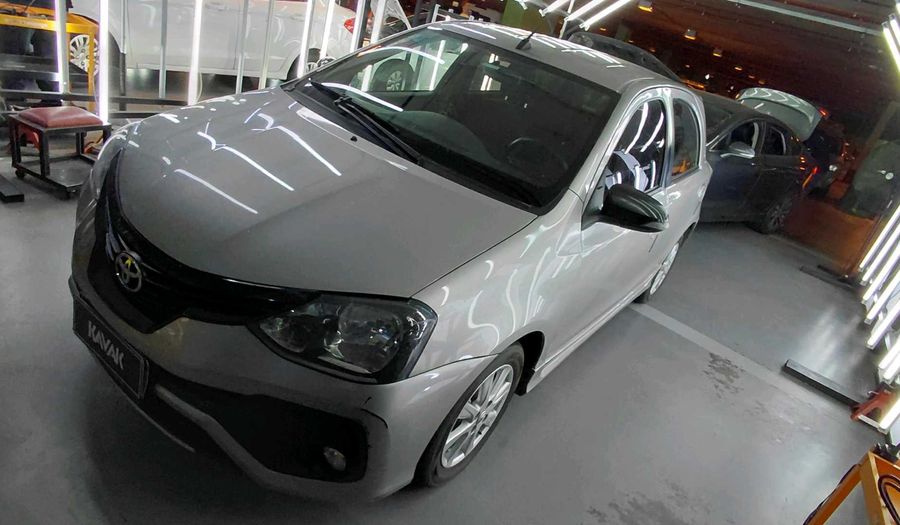 Toyota Etios 1.5 XLS Hatchback 2018