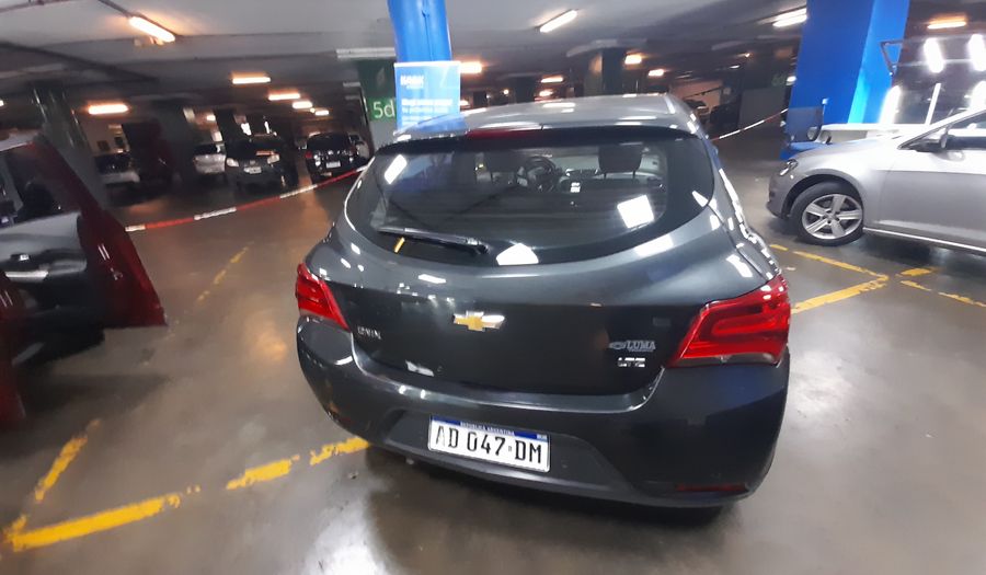 Chevrolet Onix 1.4 LTZ AT Hatchback 2018