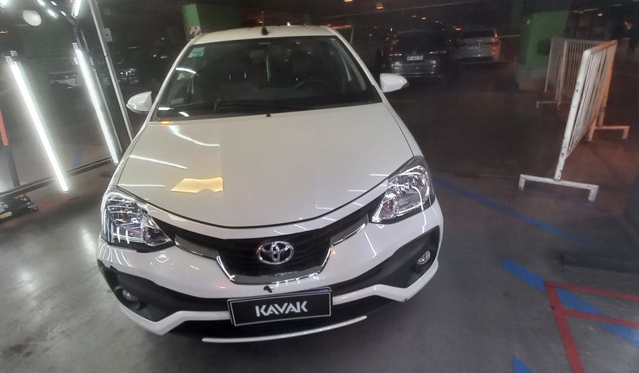 Toyota Etios 1.5 PLATINUM AT Sedan 2018