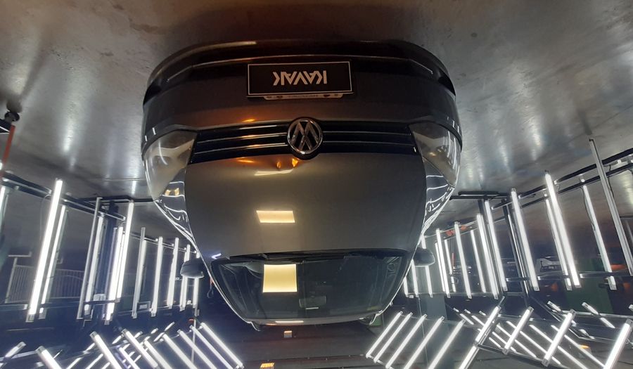 Volkswagen Suran 1.6 COMFORTLINE MT Minivan 2013