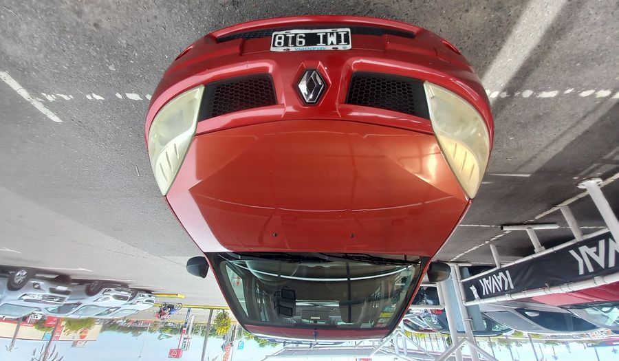 Renault Sandero 1.6 16V Hatchback 2010