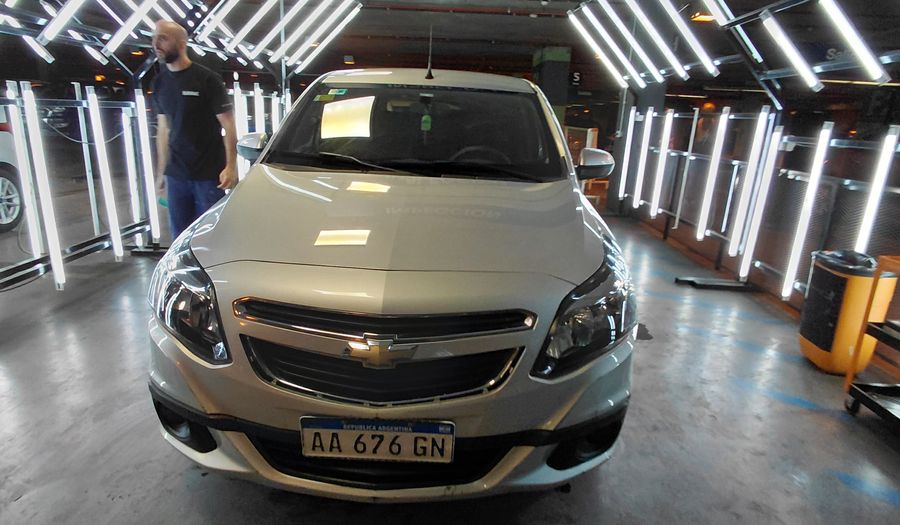 Chevrolet Agile 1.4 LT Hatchback 2016