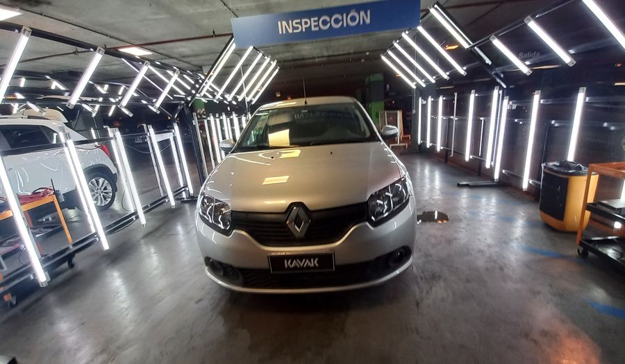 Renault Sandero 1.6 DYNAMIQUE PH2 Hatchback 2016