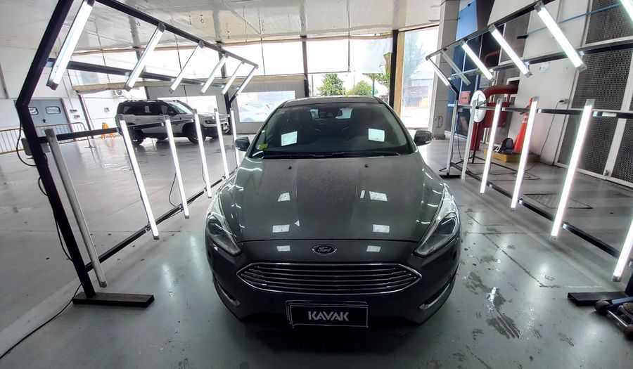 Ford Focus Iii 2.0 TITANIUM AT Hatchback 2017