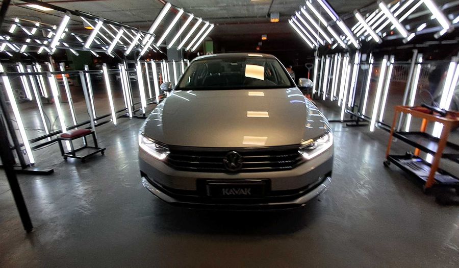 Volkswagen Passat 2.0 TSI DSG HIGHLINE Sedan 2018