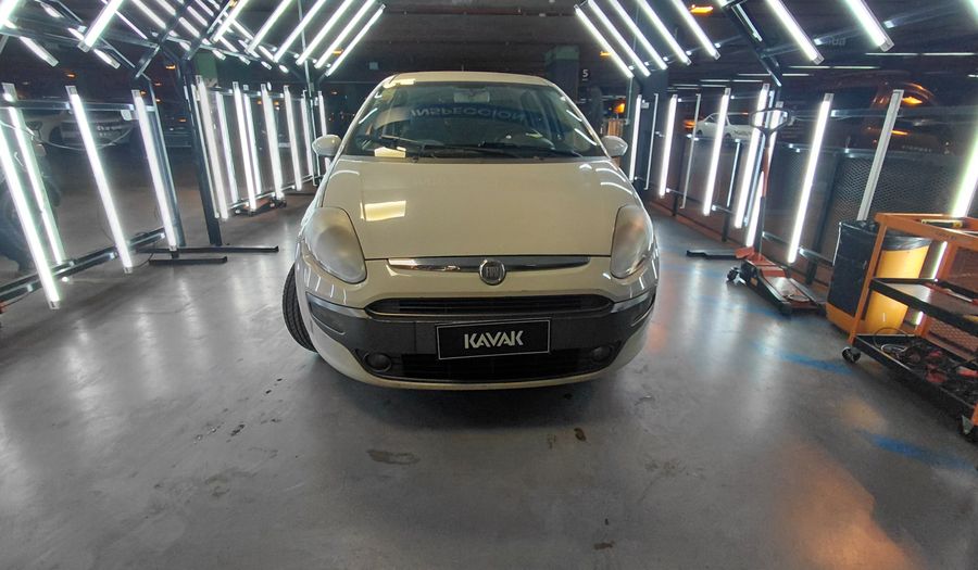 Fiat Punto 1.6 16V ESSENCE 5P Hatchback 2013