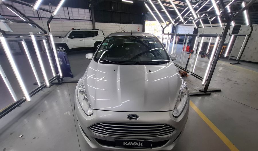 Ford Fiesta Kinetic Design 1.6 SE Hatchback 2016