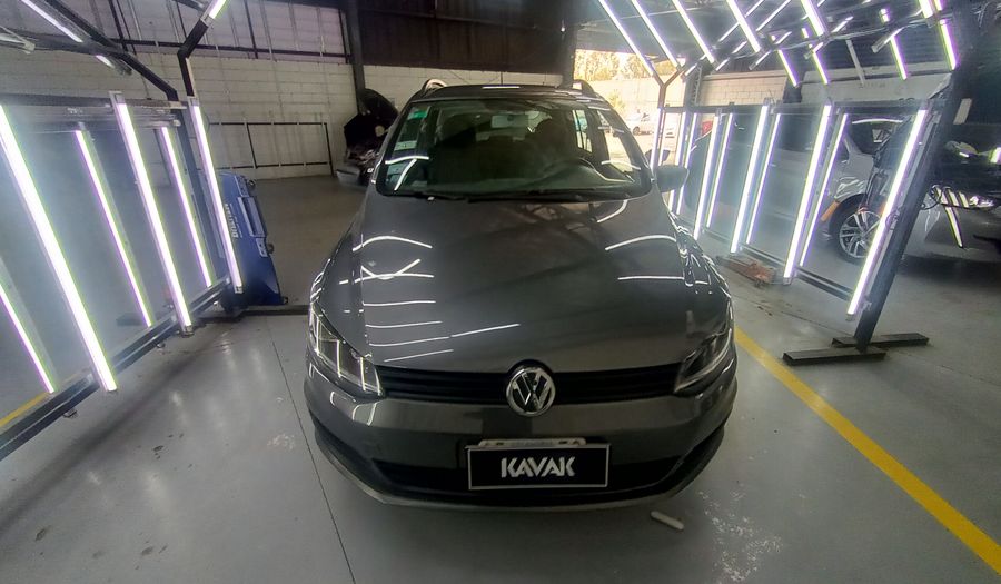 Volkswagen Suran 1.6 COMFORTLINE Wagon 2015