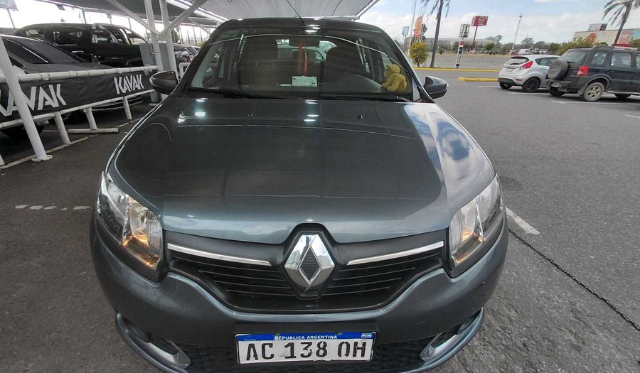 Renault Sandero 1.6 PRIVILEGE Hatchback 2017