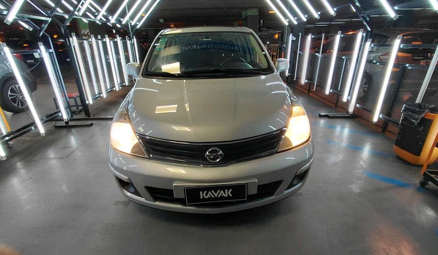 Nissan Tiida 1.8 ACENTA Hatchback 2011