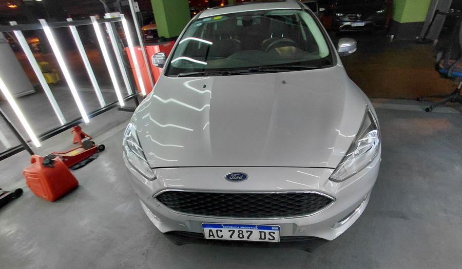Ford Focus Iii 2.0 SE PLUS AT Hatchback 2018