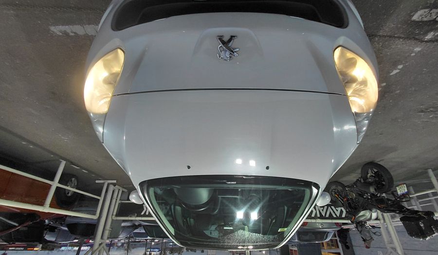 Peugeot 308 2.0 FELINE Hatchback 2014