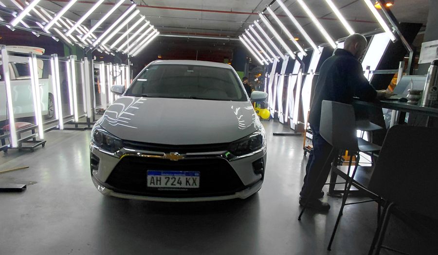 Chevrolet Onix 1.0 TURBO LT Hatchback 2025