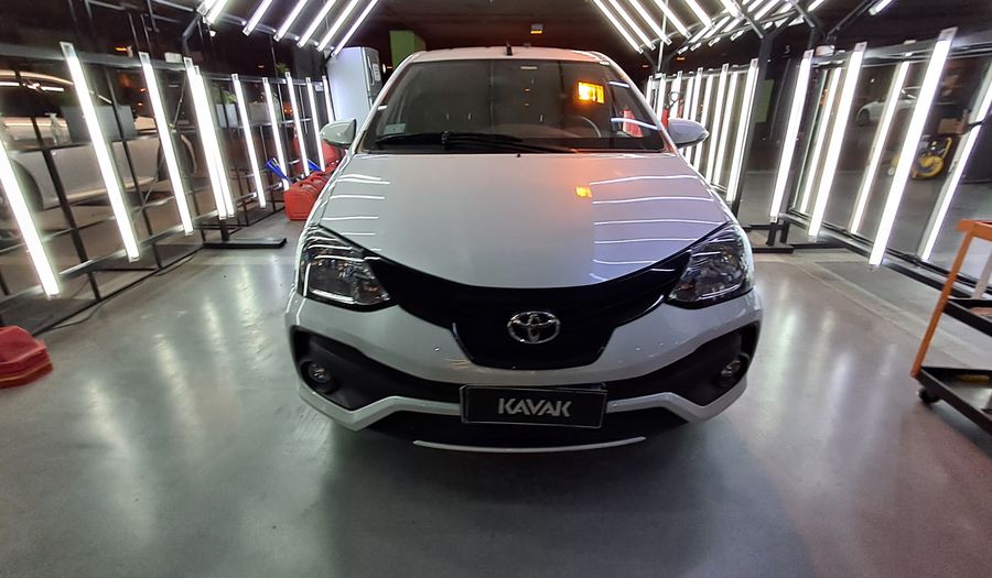 Toyota Etios 1.5 XLS PACK AUTO Hatchback 2022