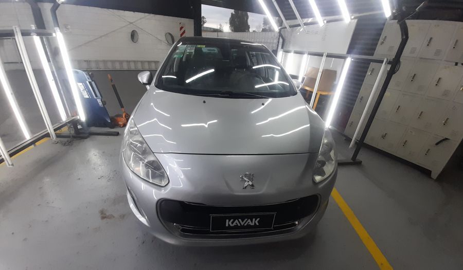 Peugeot 308 2.0 FELINE Hatchback 2014