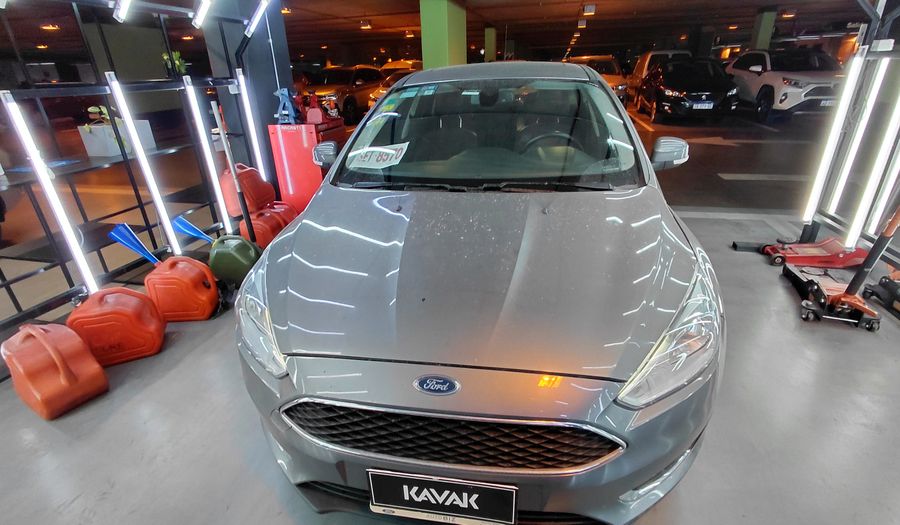Ford Focus Iii 2.0 SE PLUS Hatchback 2017