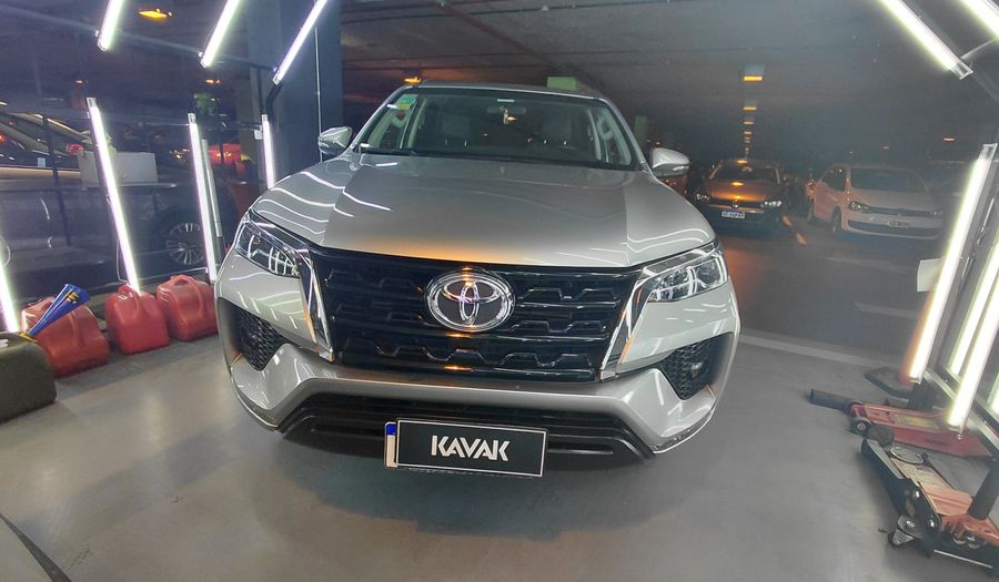 Toyota Sw4 2.8 TDI SR 4WD Suv 2021