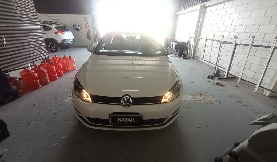 Volkswagen Golf 1.6 MPI TRENDLINE Hatchback 2016