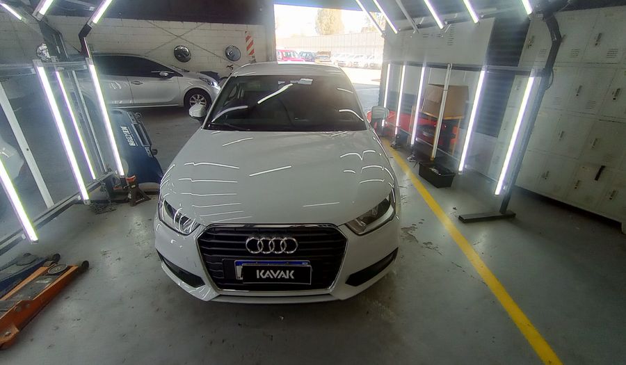 Audi A1 1.4 TFSI AMBITION Hatchback 2016