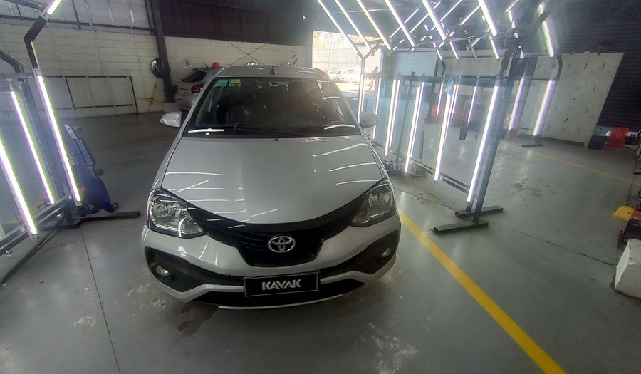 Toyota Etios 1.5 XLS Hatchback 2018