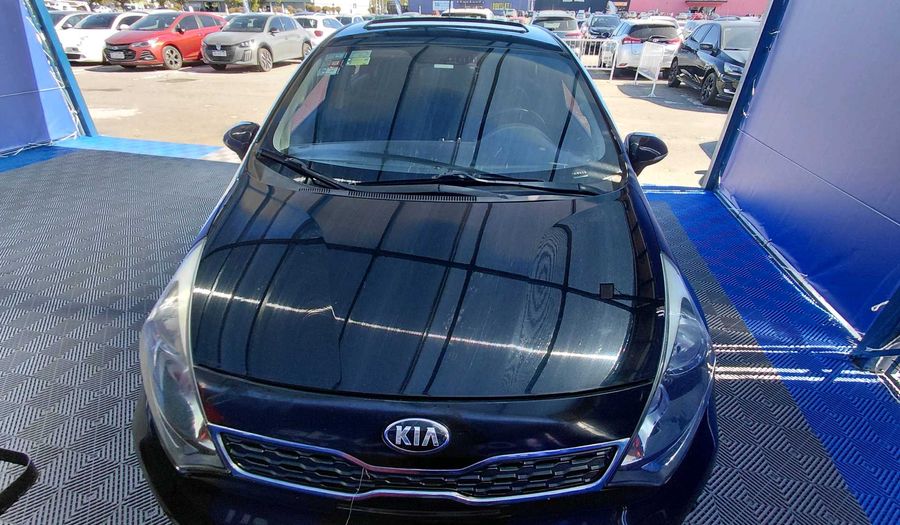 Kia Rio 1.4 EX AT Hatchback 2014