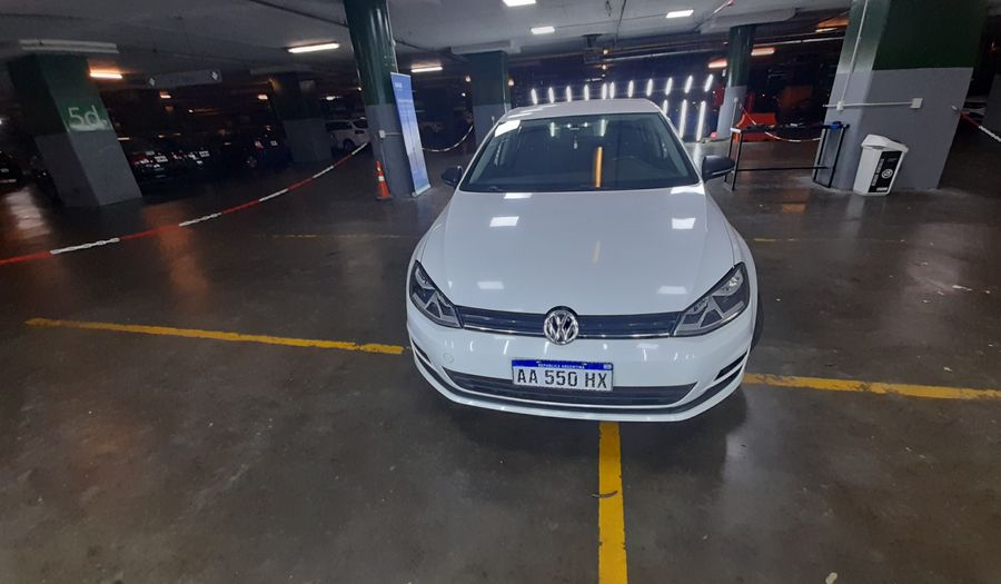 Volkswagen Golf 1.4 TSI COMFORTLINE Hatchback 2016
