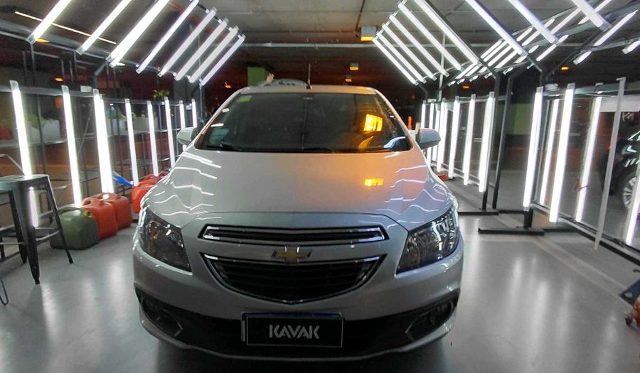Chevrolet Onix 1.4 LTZ Hatchback 2016