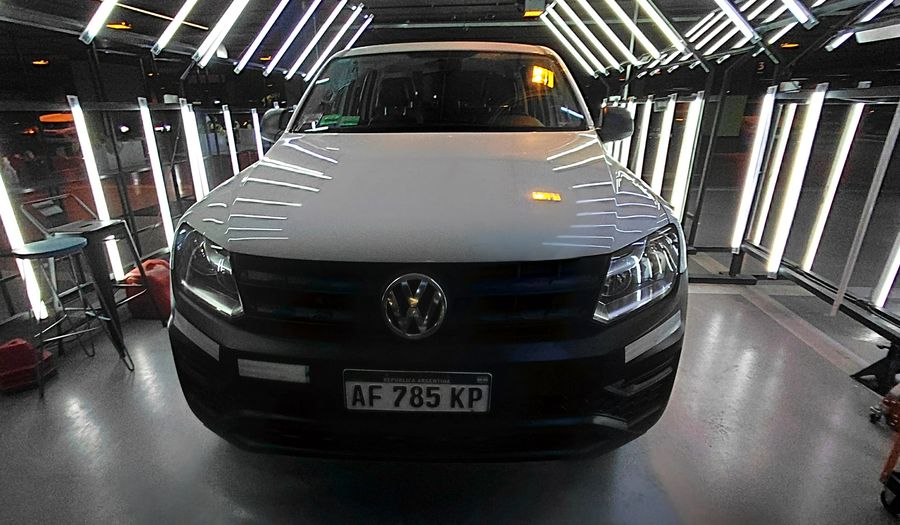 Volkswagen Amarok 2.0 TDI 140CV TRENDLINE 4WD Pickup 2023